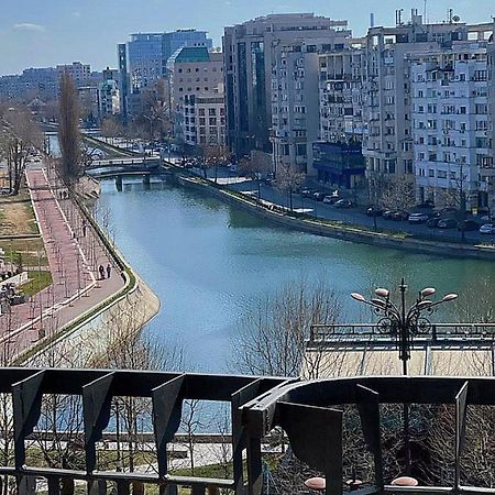 بوخارست Unirii Lake Tribunal المظهر الخارجي الصورة