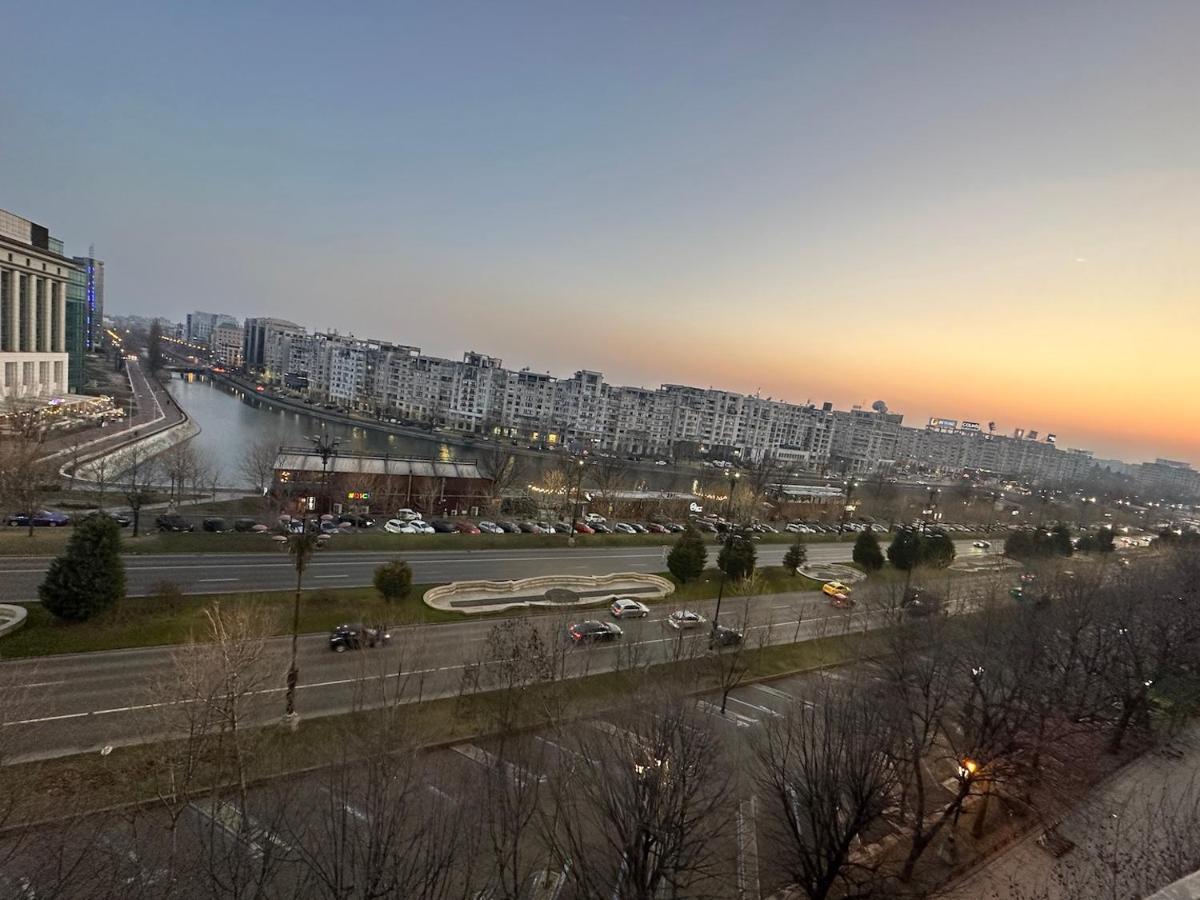 بوخارست Unirii Lake Tribunal المظهر الخارجي الصورة